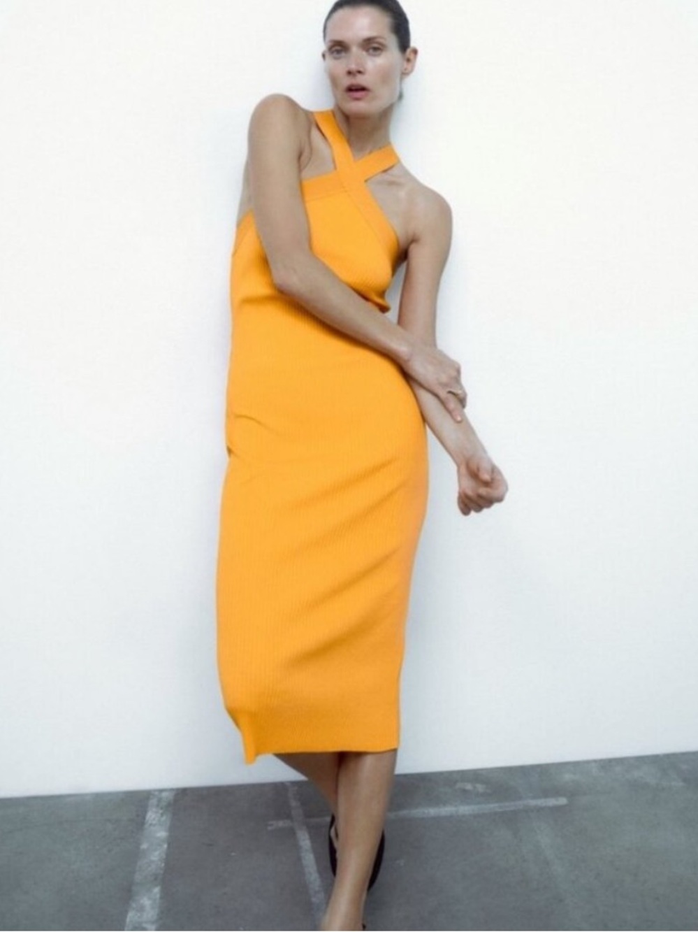 Zara Ribbed Halter Neck Midi Dress in Orange Size S